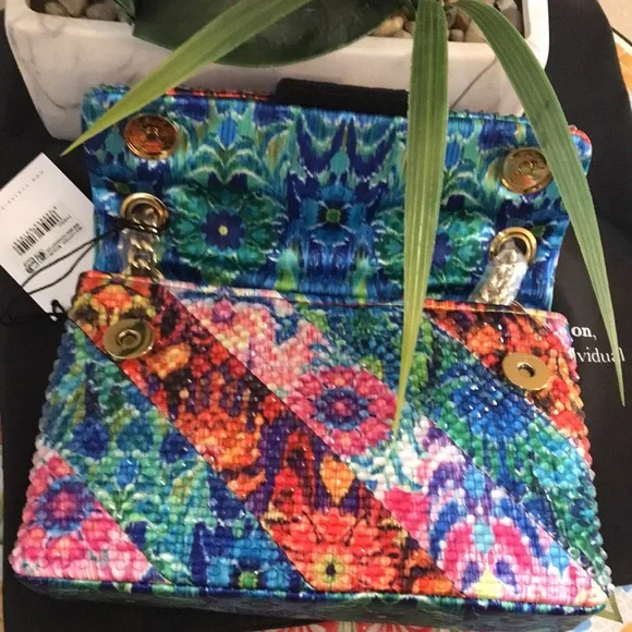 kurt Geiger London Mini Kensington Crystal Shoulder Bag - Picture 7 of 16